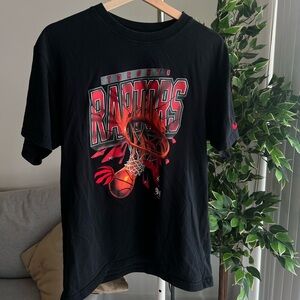 Graphic raptors black T-shirt